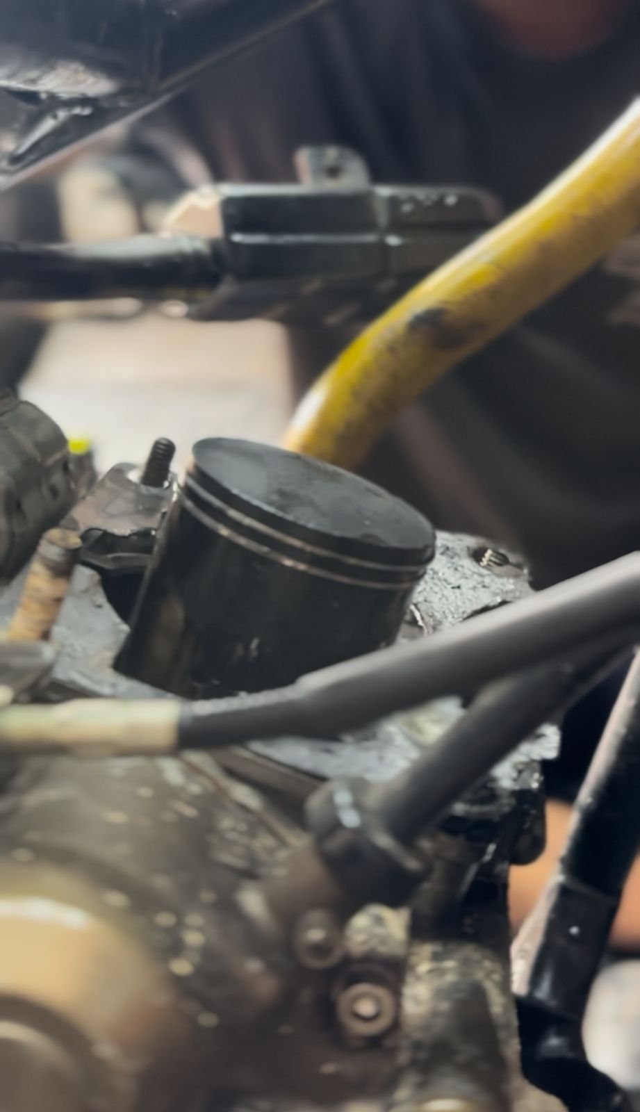 TURUN MESIN SETENGAH ( OVERHAUL )