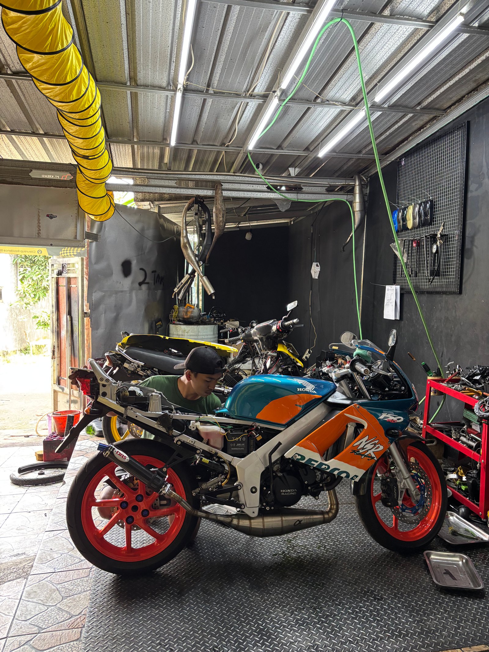SERVICE RINGAN